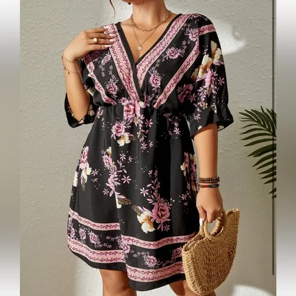 Boho Plus Size Floral Print Tie Back Dress - Picture 11 of 14